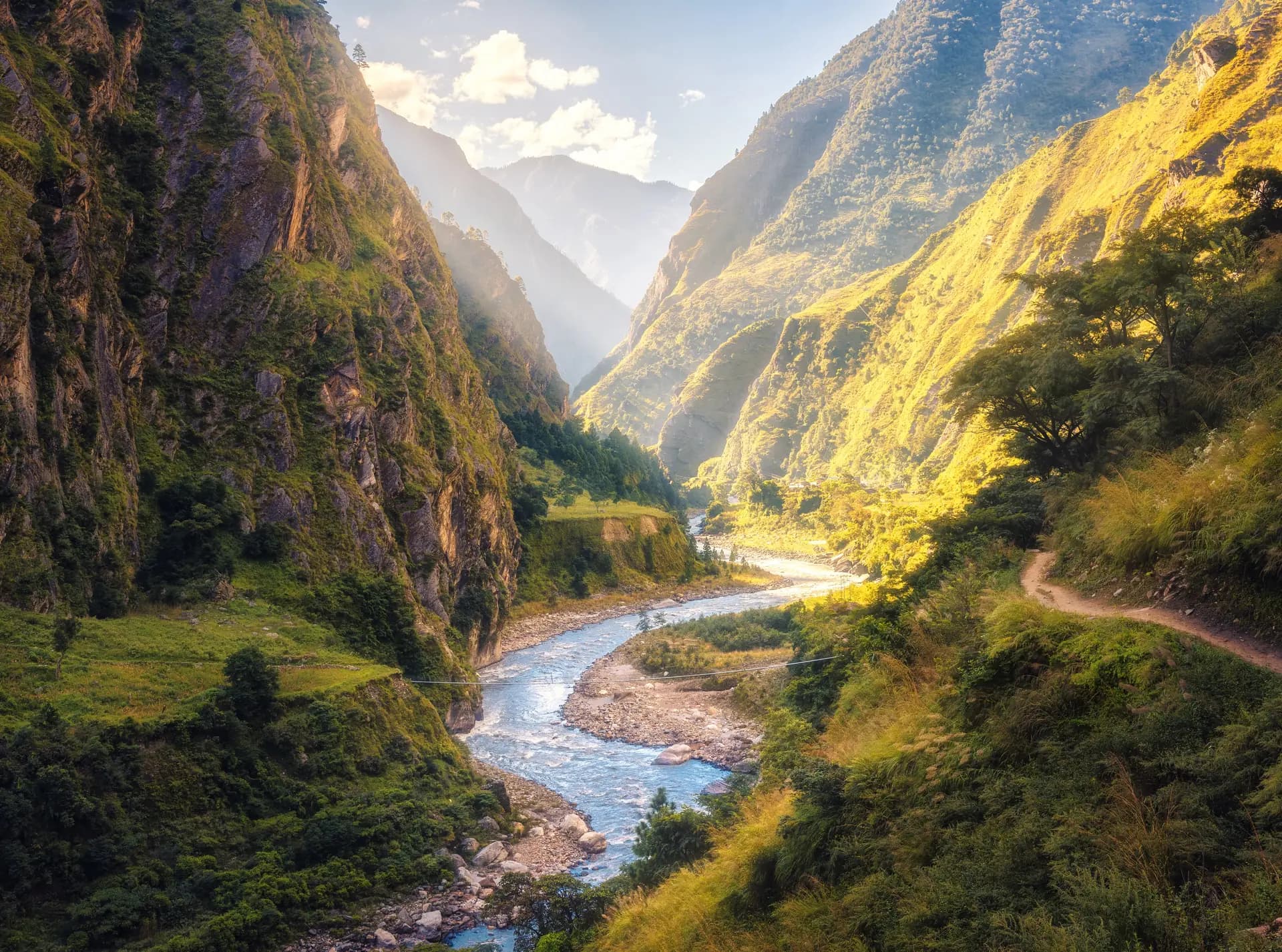 Best Time to Trek in Nepal: A Month-by-Month Breakdown