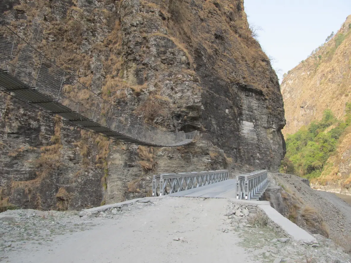Road and bridge through the Kali Gandaki gorge between Jomsom and Pokhara.